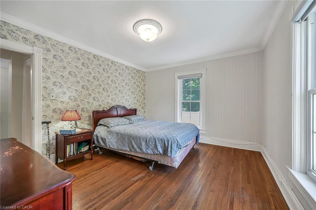 94 Sutherland Street W, Caledonia, ON - Indoor Photo Showing Bedroom