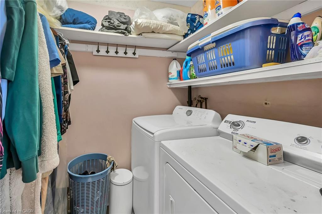 94 Sutherland Street W, Caledonia, ON - Indoor Photo Showing Laundry Room