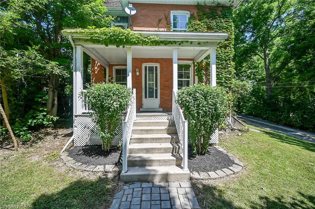 94 Sutherland Street W, Caledonia, ON - Outdoor With Deck Patio Veranda