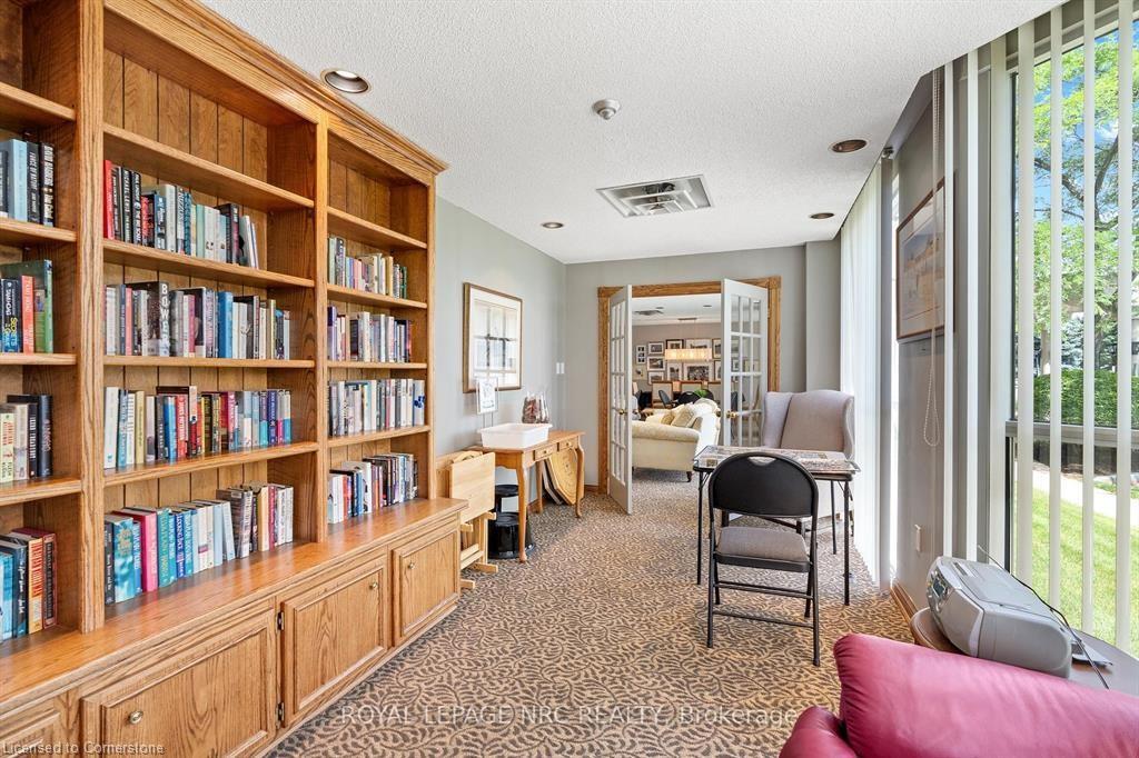 605-162 Martindale Road, St. Catharines, ON - Indoor