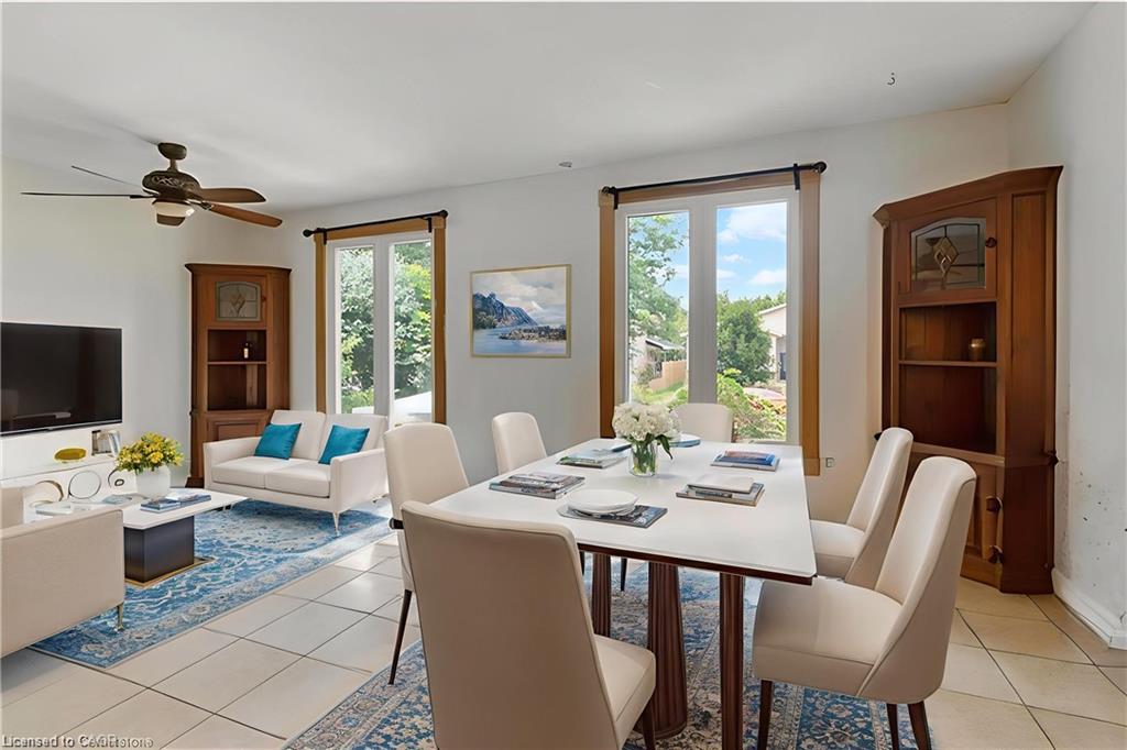 6 Equestrian Court, Brantford, ON - Indoor