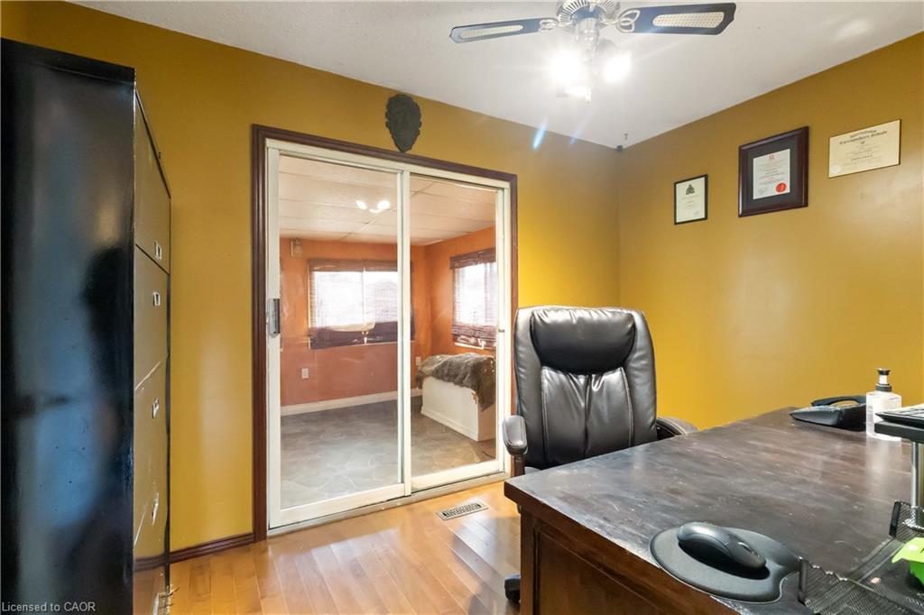 6 Equestrian Court, Brantford, ON - Indoor Photo Showing Office