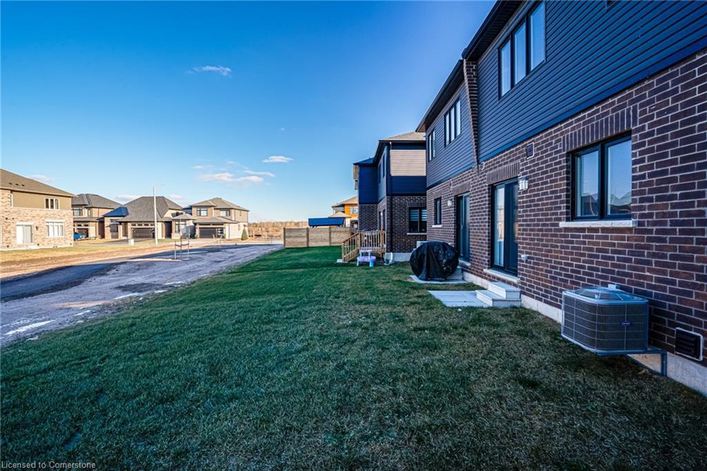 26 Bentgrass Drive, Welland, ON - Outdoor