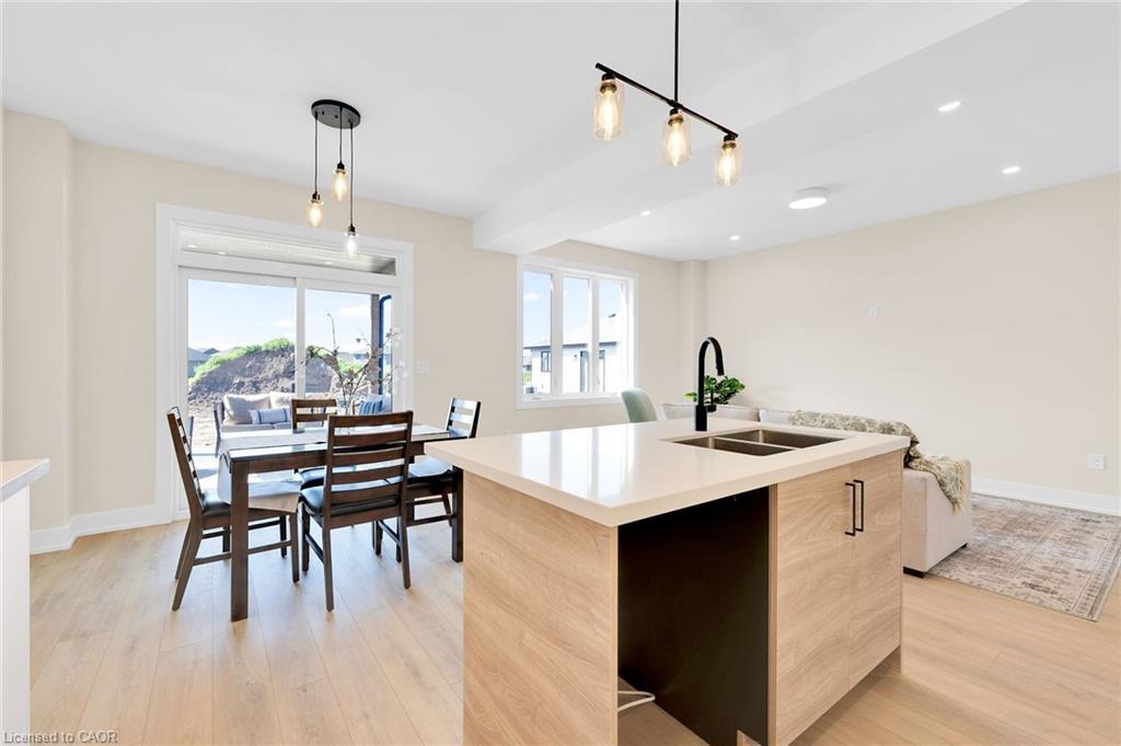 160 Craddock Boulevard, Jarvis, ON - Indoor