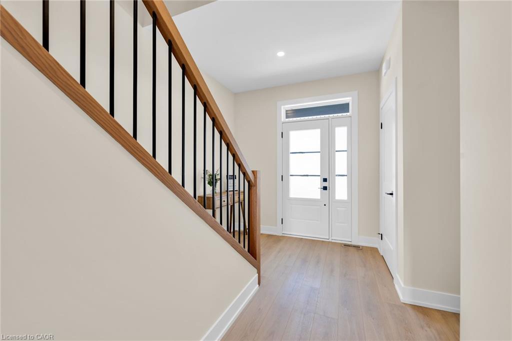 160 Craddock Boulevard, Jarvis, ON - Indoor Photo Showing Other Room