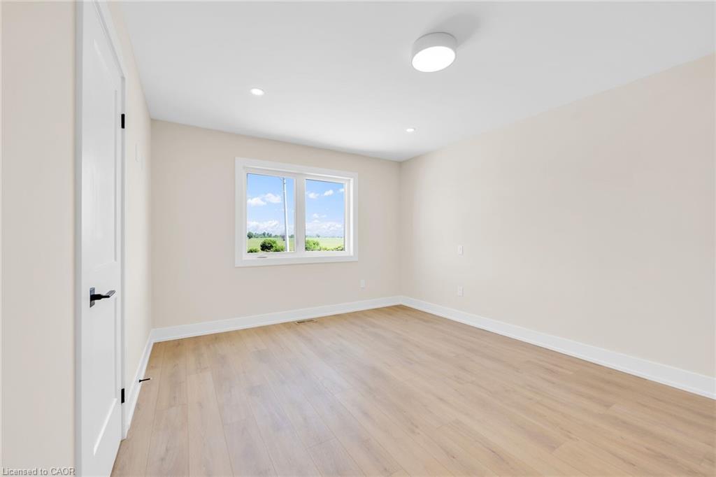 160 Craddock Boulevard, Jarvis, ON - Indoor Photo Showing Other Room