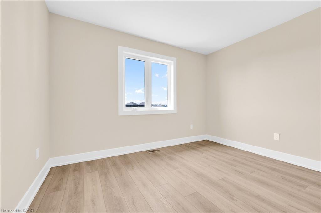160 Craddock Boulevard, Jarvis, ON - Indoor Photo Showing Other Room