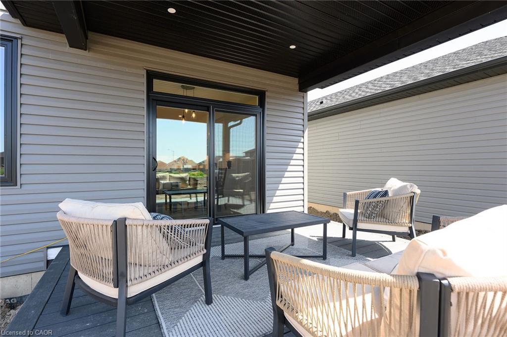 160 Craddock Boulevard, Jarvis, ON - Outdoor With Deck Patio Veranda With Exterior