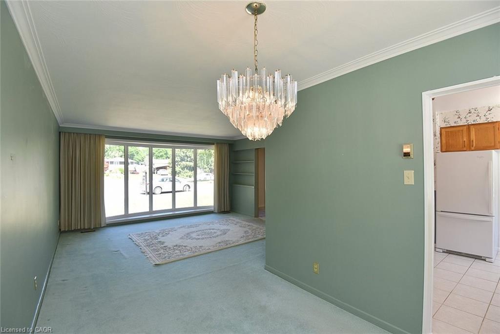 552 Hull Court, Burlington, ON - Indoor