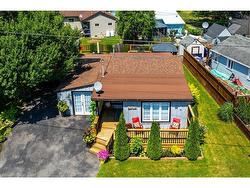 1023 Lakeshore Road Selkirk, ON N0A 1P0