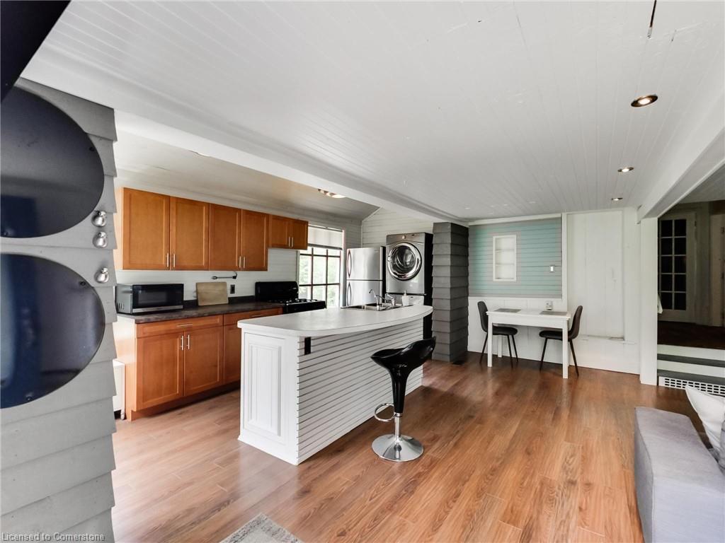 6142 Guelph Line, Burlington, ON - Indoor