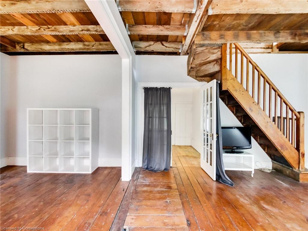 6142 Guelph Line, Burlington, ON - Indoor Photo Showing Other Room