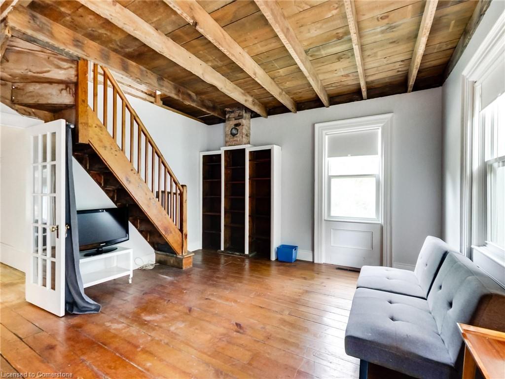 6142 Guelph Line, Burlington, ON - Indoor