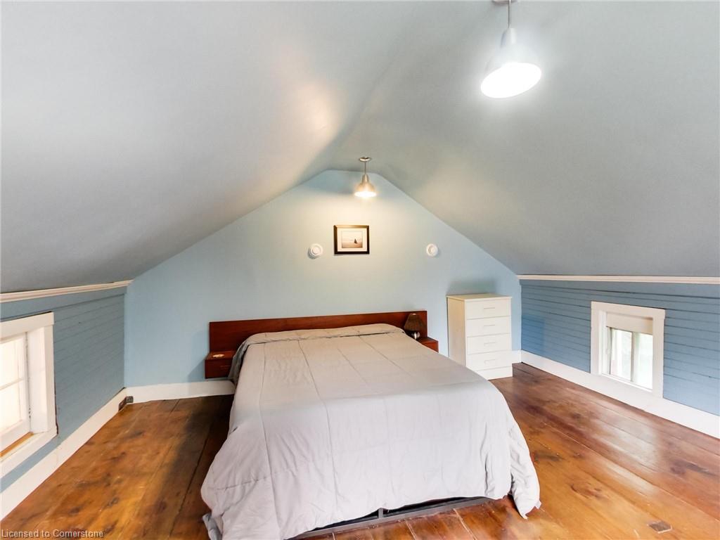 6142 Guelph Line, Burlington, ON - Indoor Photo Showing Bedroom