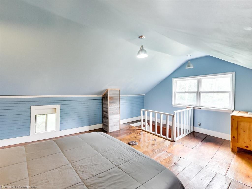 6142 Guelph Line, Burlington, ON - Indoor Photo Showing Bedroom