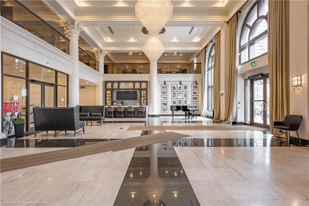 1006-112 King Street E, Hamilton, ON - Indoor Photo Showing Other Room