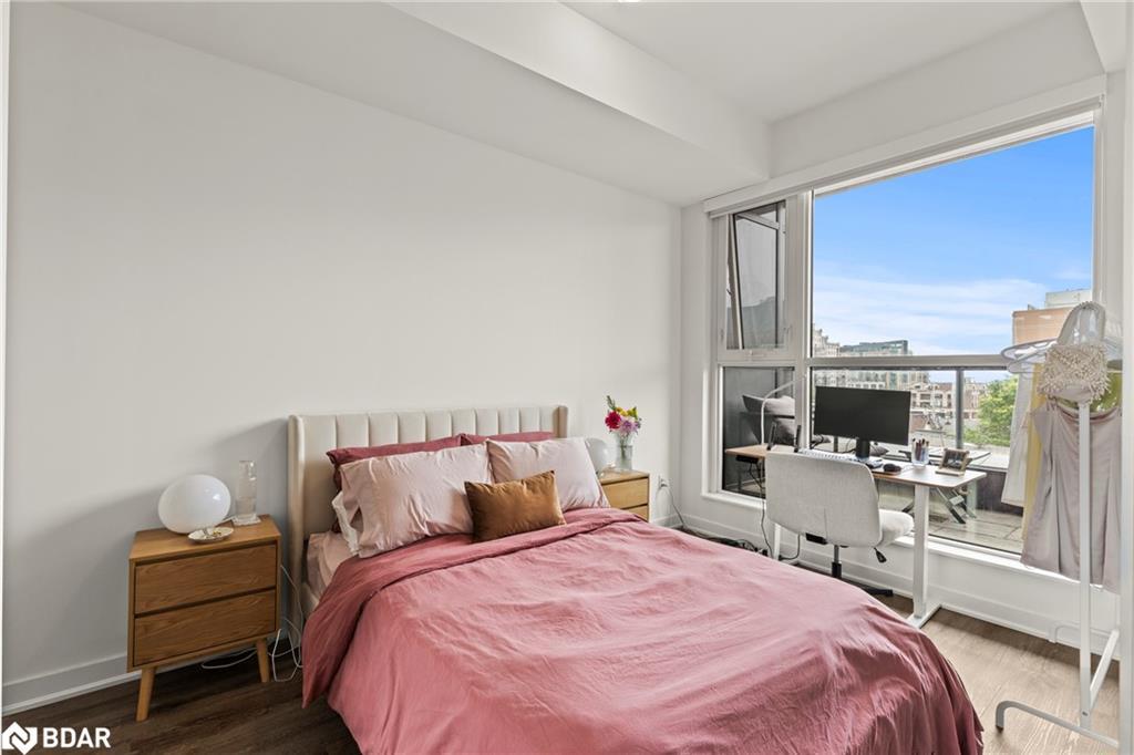 307-2007 James Street Street, Burlington, ON - Indoor Photo Showing Bedroom
