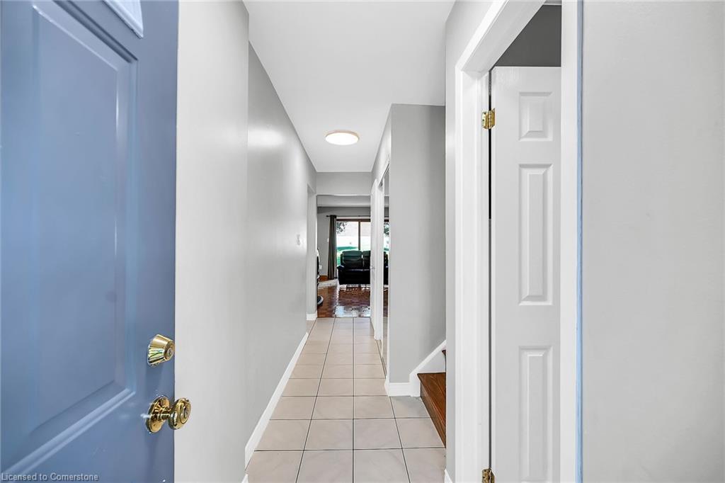 18-1460 Garth Street, Hamilton, ON - Indoor Photo Showing Other Room