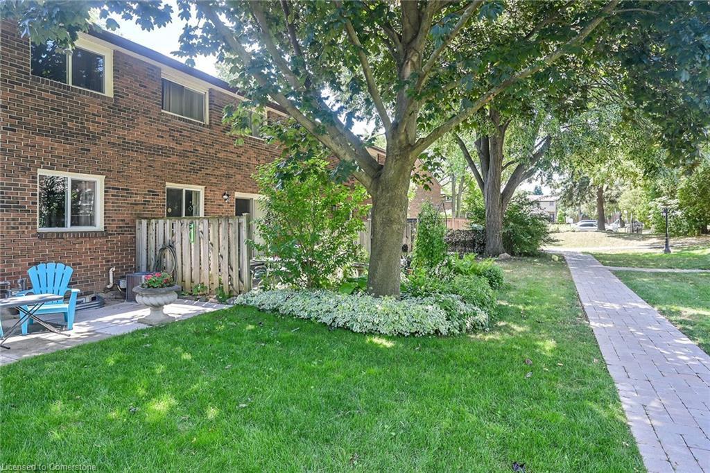 18-1460 Garth Street, Hamilton, ON - Outdoor
