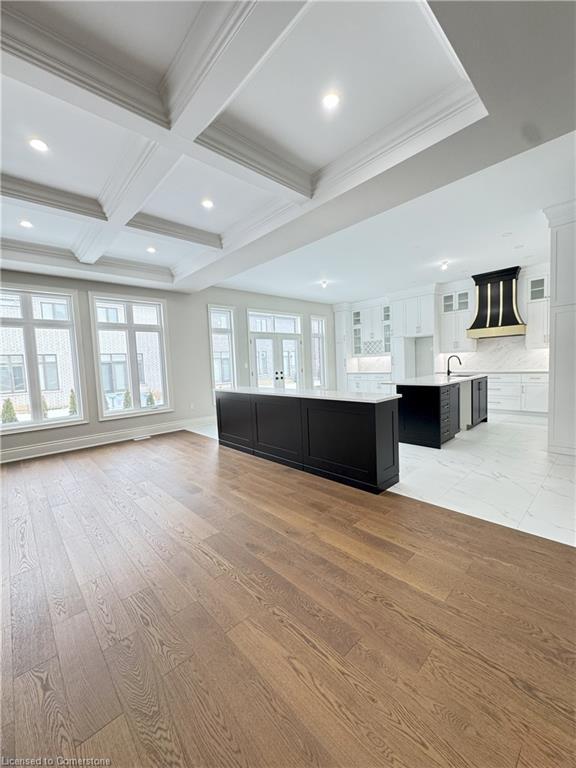 143 Klein Circle, Ancaster, ON - Indoor Photo Showing Other Room