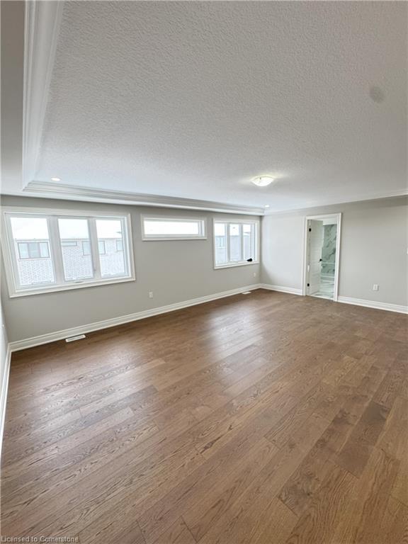143 Klein Circle, Ancaster, ON - Indoor Photo Showing Other Room