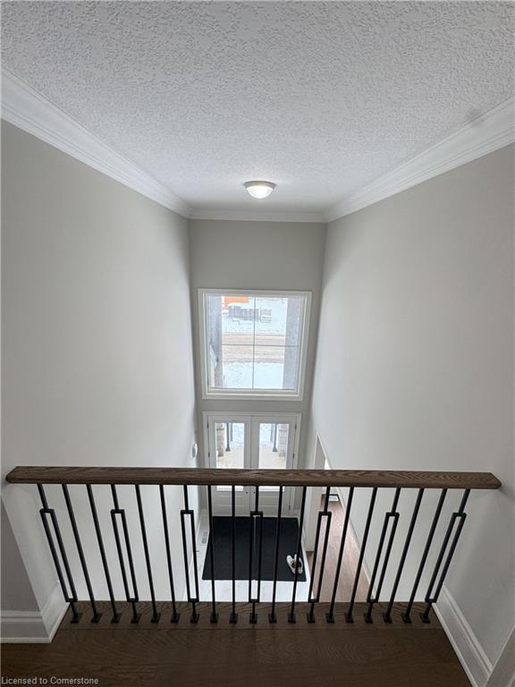 143 Klein Circle, Ancaster, ON - Indoor Photo Showing Other Room