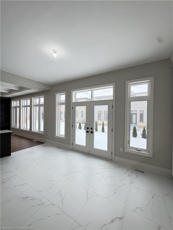 143 Klein Circle, Ancaster, ON - Indoor Photo Showing Other Room