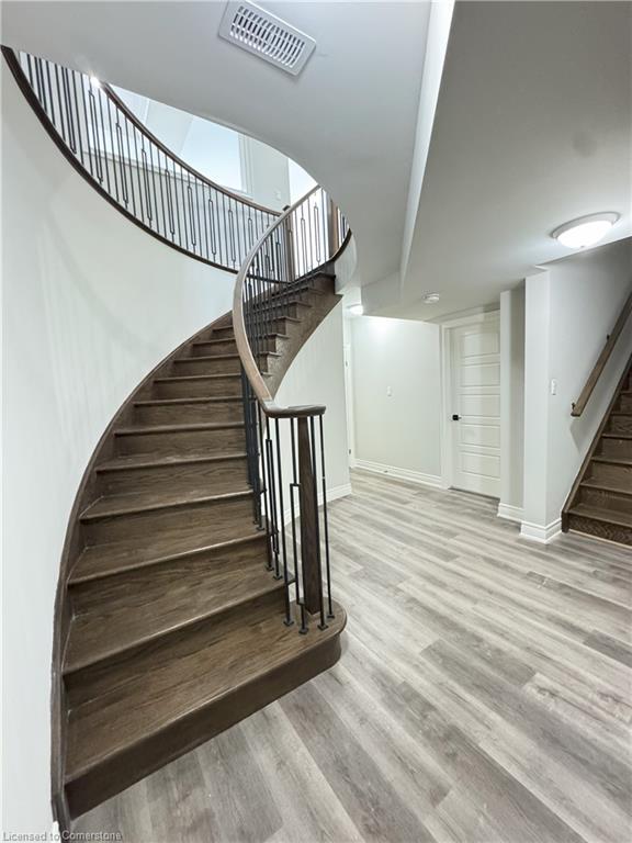 143 Klein Circle, Ancaster, ON - Indoor Photo Showing Other Room