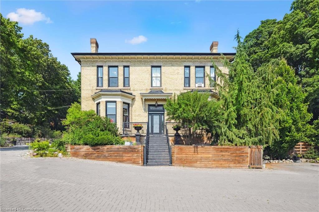 83 King Street, Guelph, ON