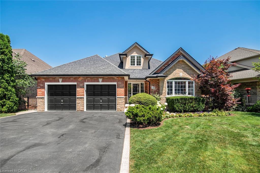 149 Dorchester Drive, Grimsby, ON - Outdoor With Facade