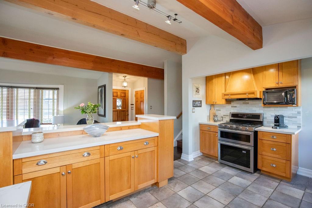 92 Auchmar Road, Hamilton, ON - Indoor Photo Showing Kitchen