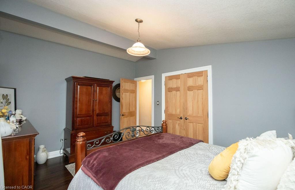 92 Auchmar Road, Hamilton, ON - Indoor Photo Showing Bedroom