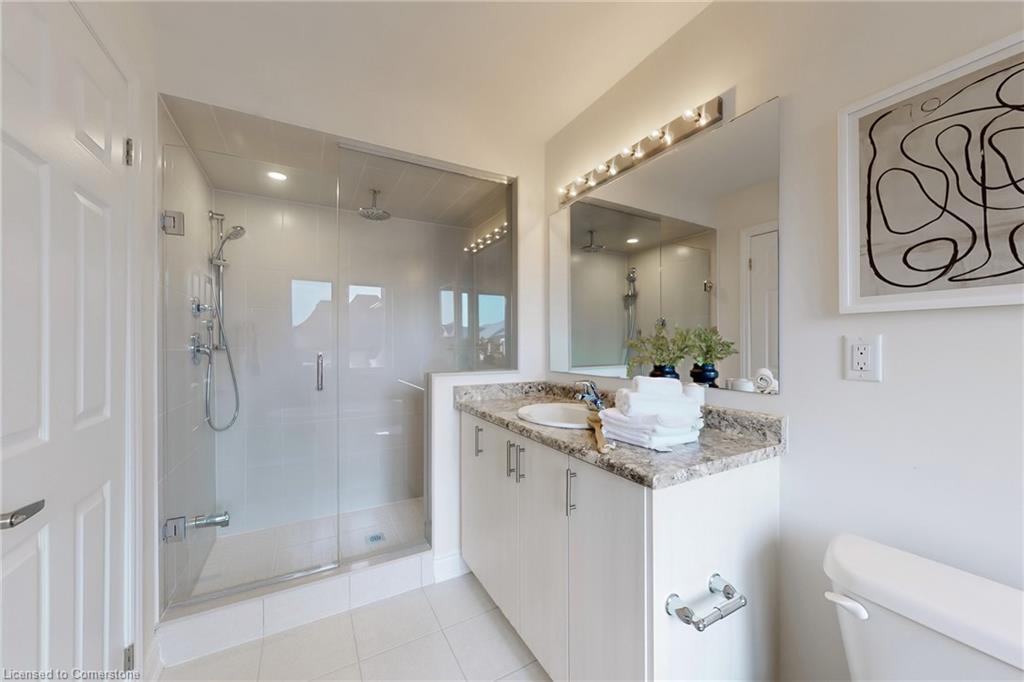 6 Marvin Avenue, Oakville, ON - Indoor Photo Showing Bathroom
