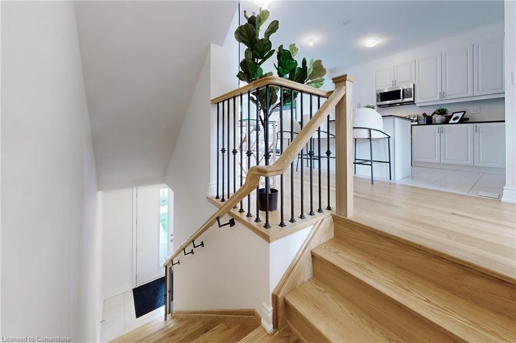 6 Marvin Avenue, Oakville, ON - Indoor Photo Showing Other Room