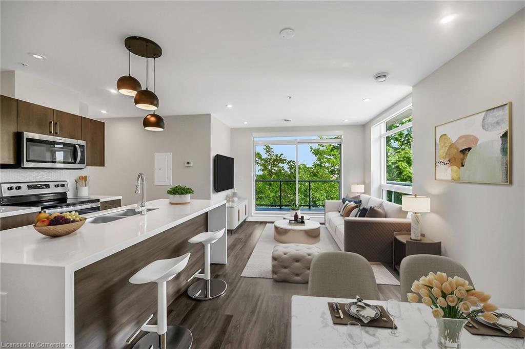 307-455 Charlton Avenue E, Hamilton, ON - Indoor