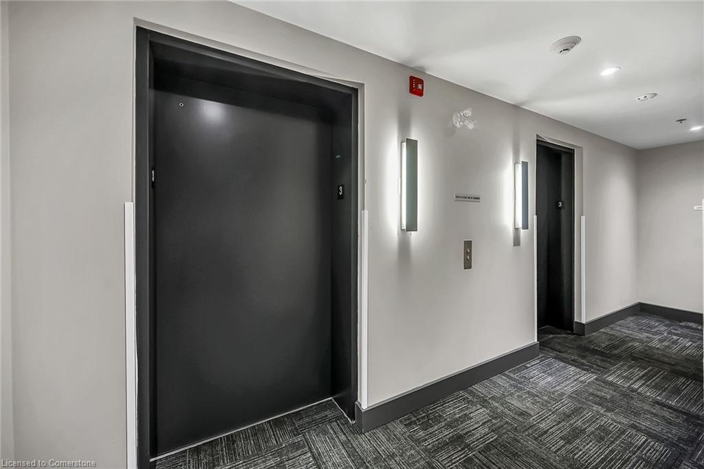 307-455 Charlton Avenue E, Hamilton, ON - Indoor Photo Showing Other Room