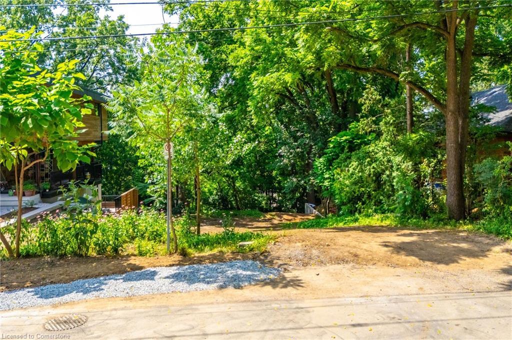 98 Alma Street, Dundas, ON