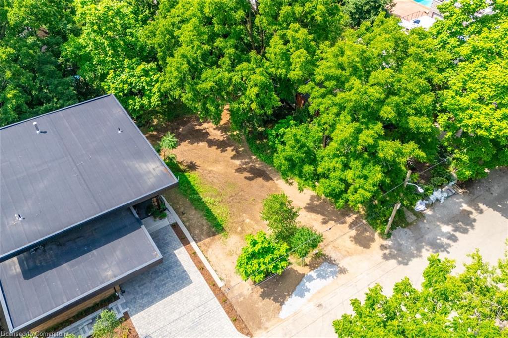 98 Alma Street, Dundas, ON