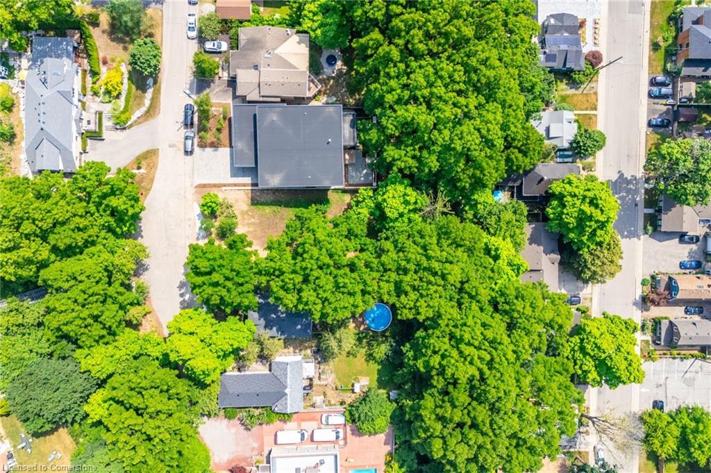 98 Alma Street, Dundas, ON