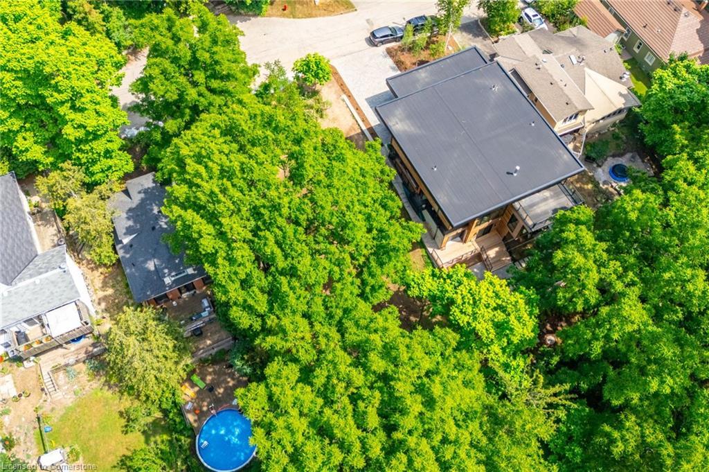 98 Alma Street, Dundas, ON