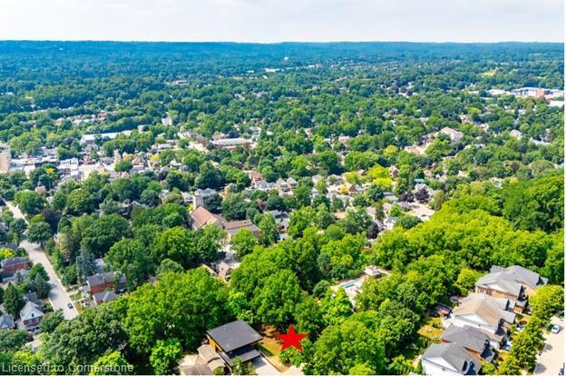 98 Alma Street, Dundas, ON