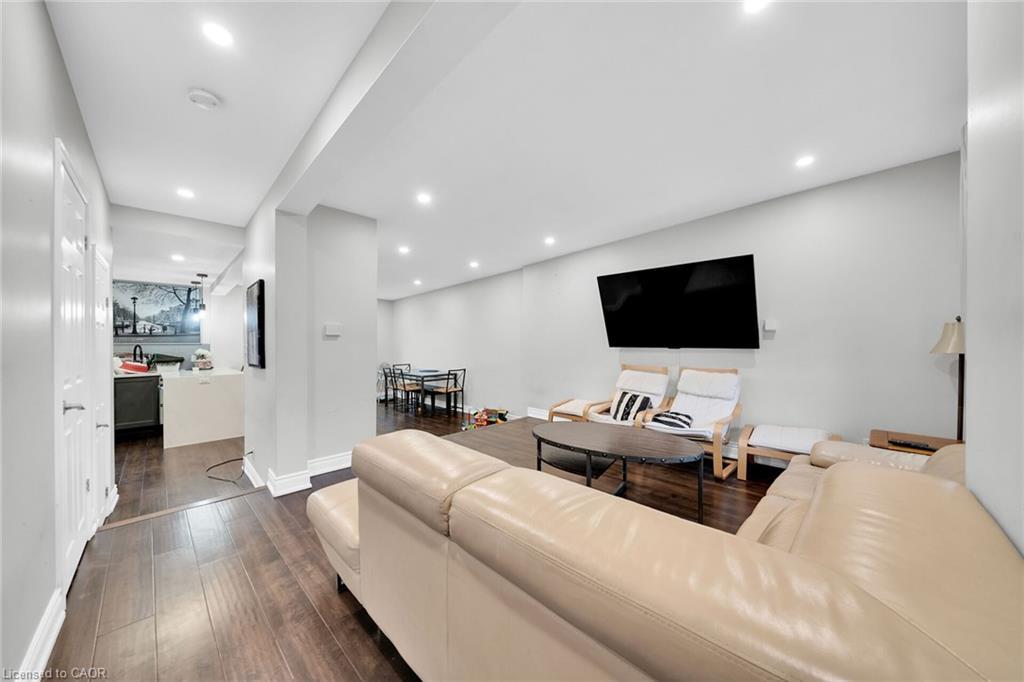 199 Bay Street N, Hamilton, ON - Indoor