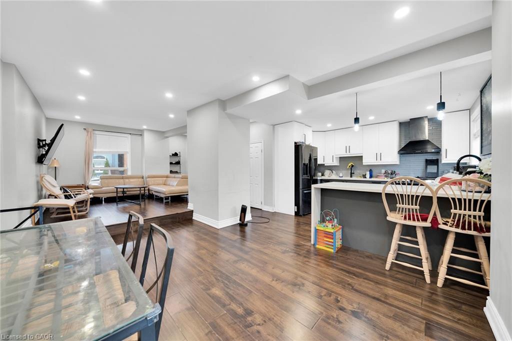 199 Bay Street N, Hamilton, ON - Indoor