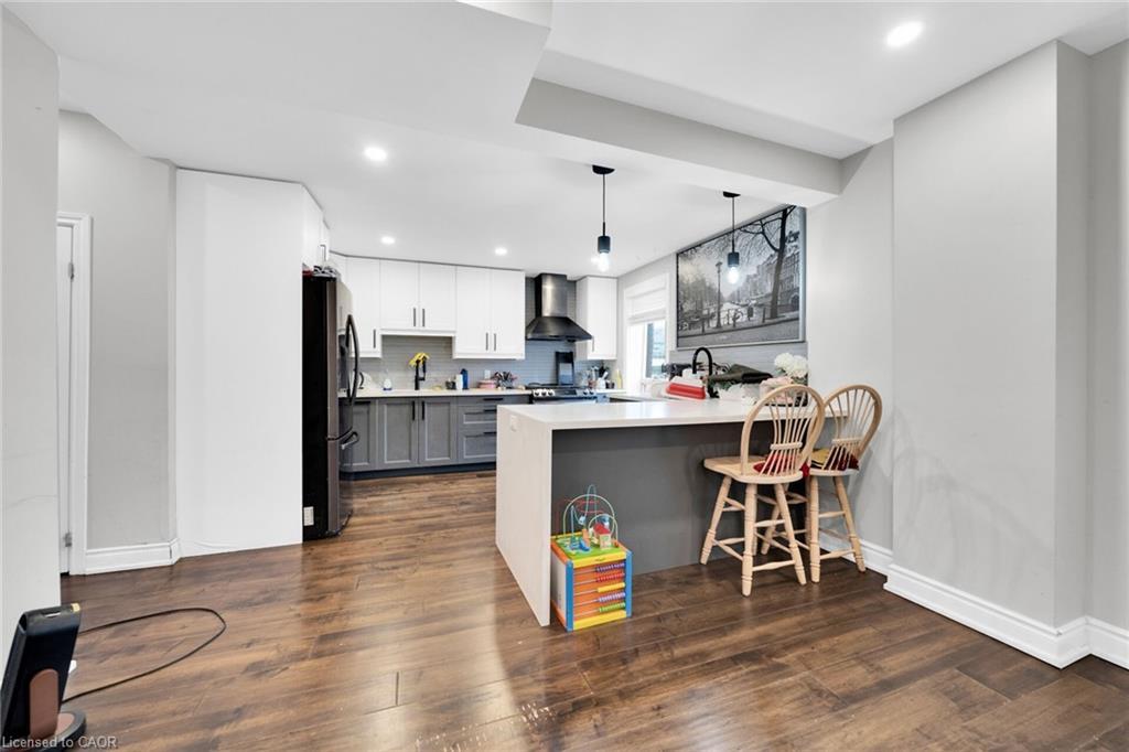 199 Bay Street N, Hamilton, ON - Indoor