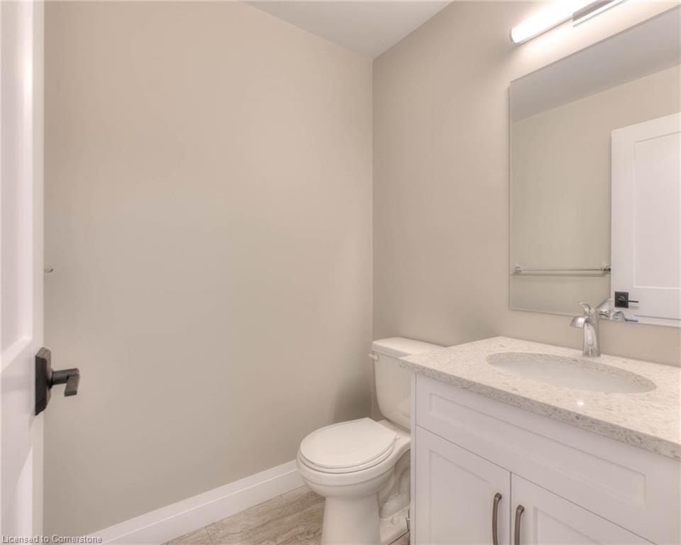 10-33 Murray Court, Milverton, ON - Indoor Photo Showing Bathroom