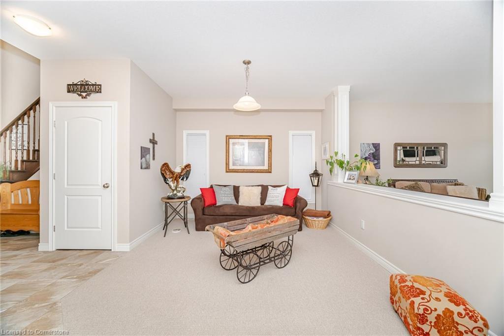 118 Lampman Drive, Grimsby, ON - Indoor