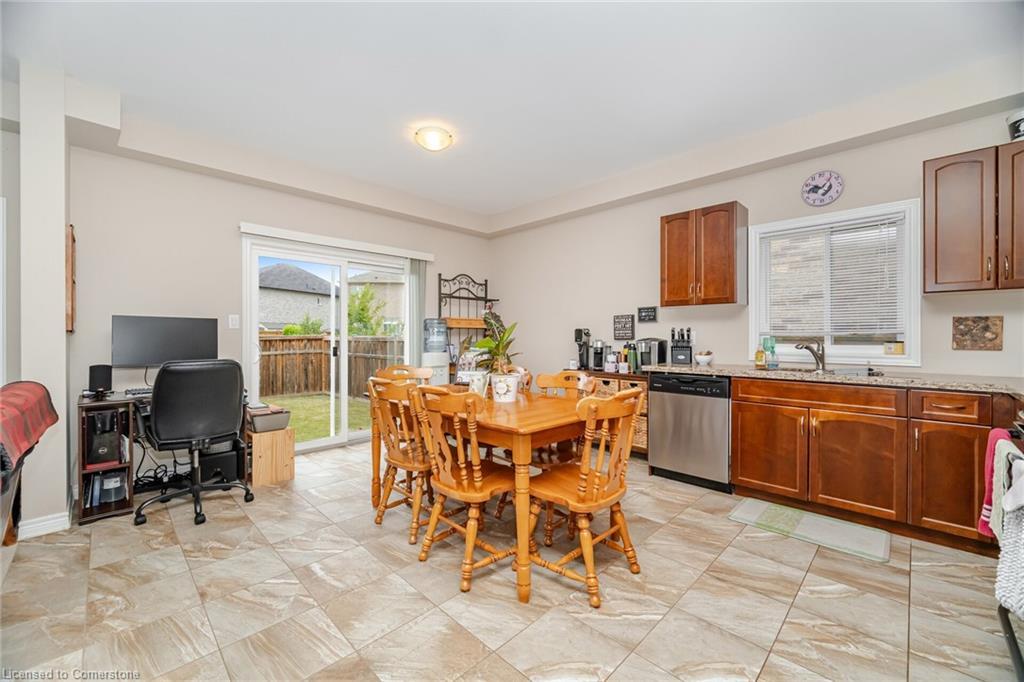 118 Lampman Drive, Grimsby, ON - Indoor