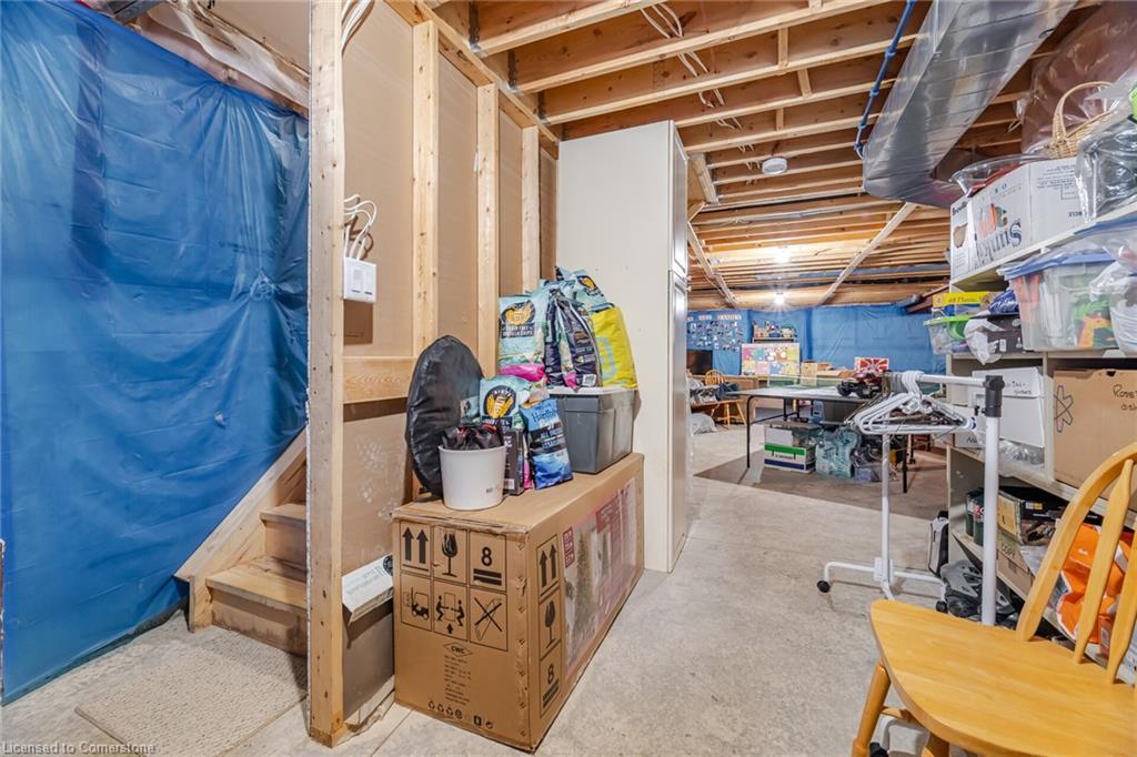 118 Lampman Drive, Grimsby, ON - Indoor