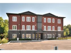 2-33 Murray Court Milverton, ON N0K 1M0