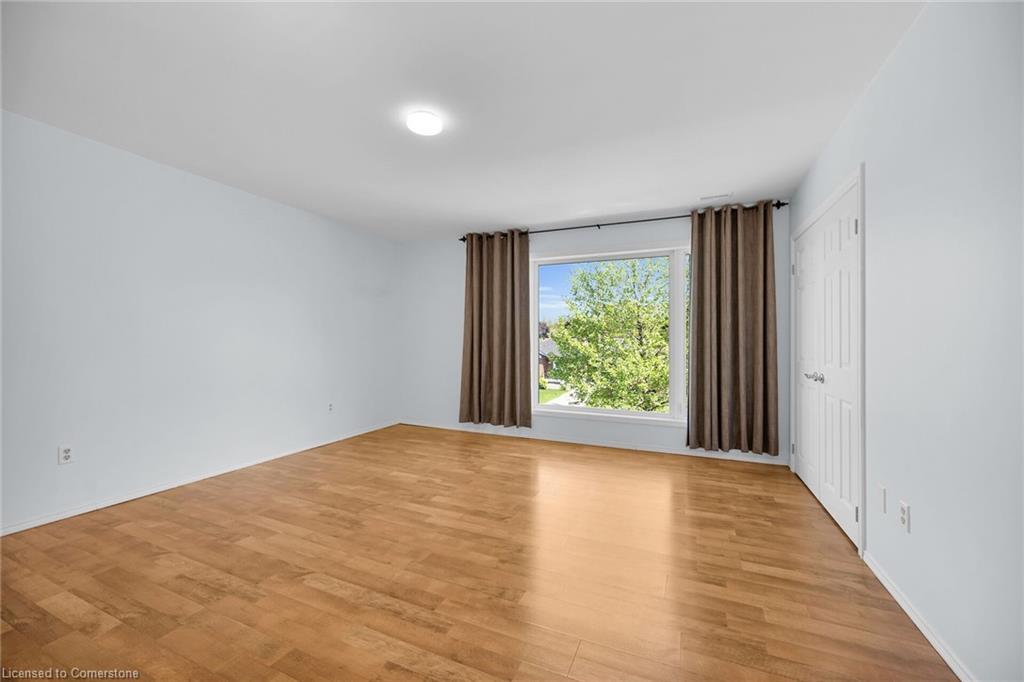 130 West 26Th Street, Hamilton, ON - Indoor Photo Showing Other Room